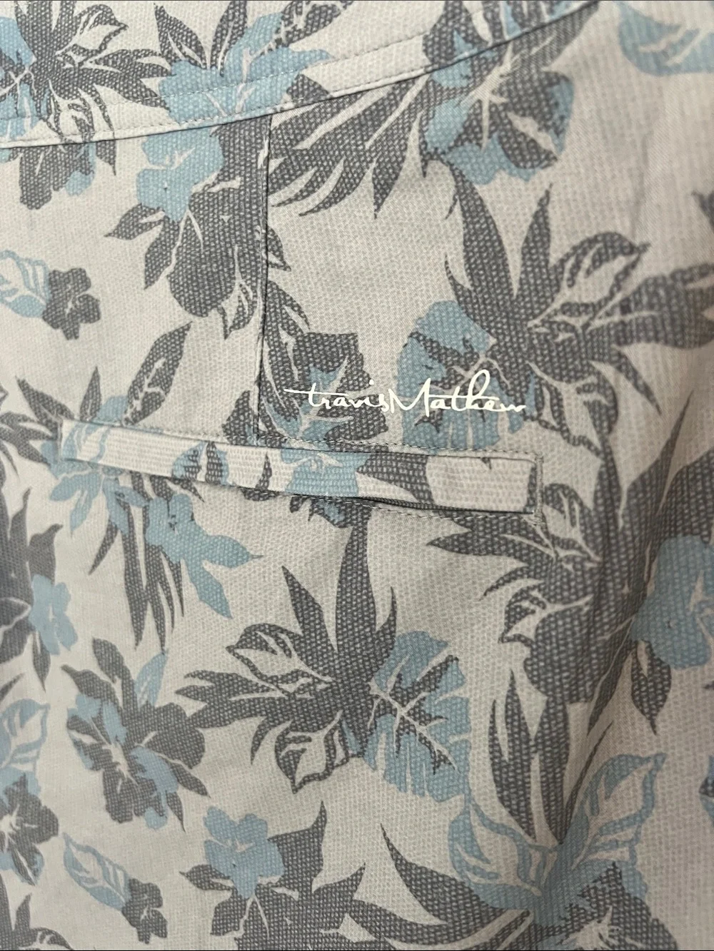 Travis Mathew Men's Floral Swim board Shorts Like New 34 waist
